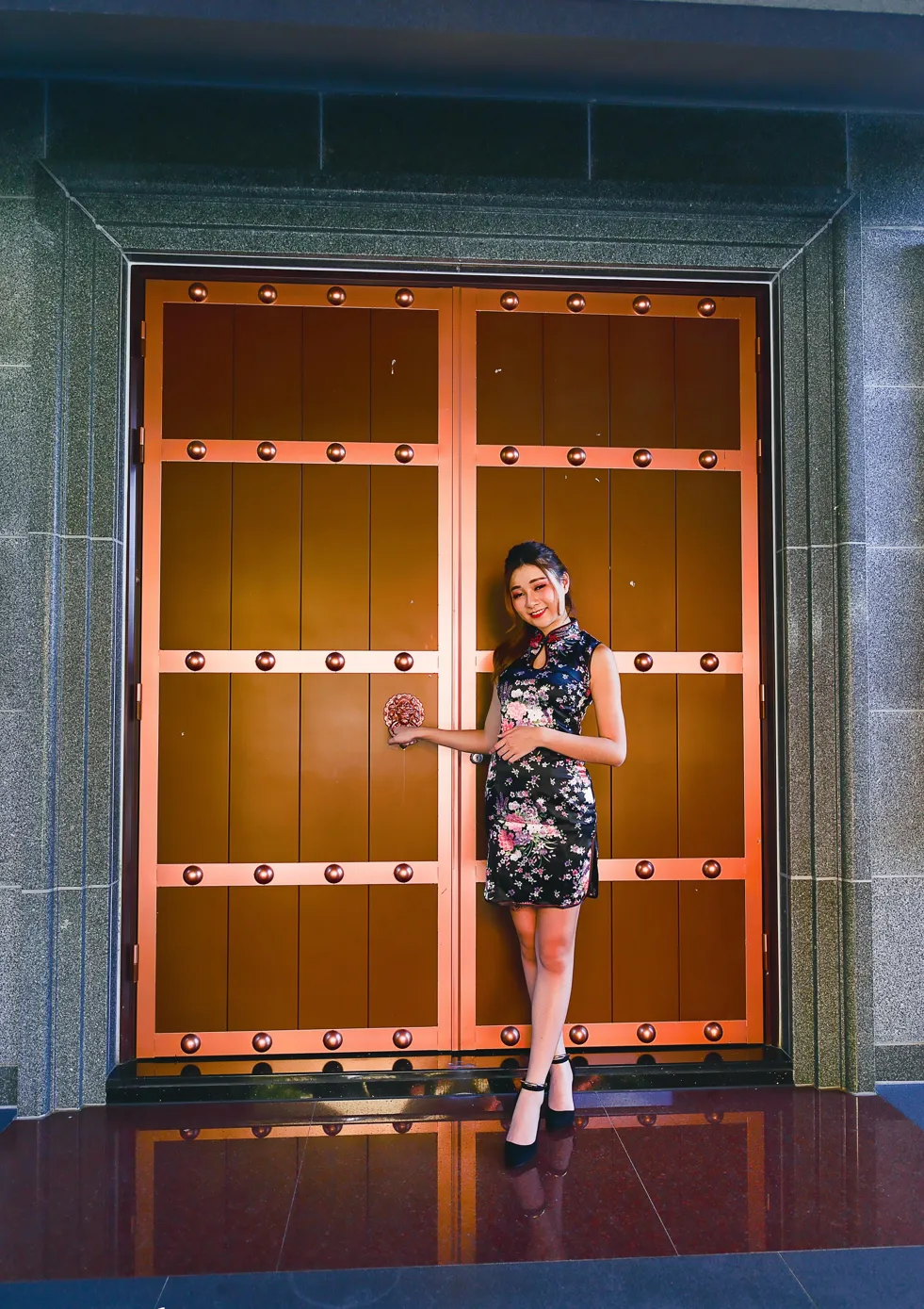 [Mzsock] NO.209 Chen Yingrong short cheongsam high heels beautiful legs street photography#[58P]-43